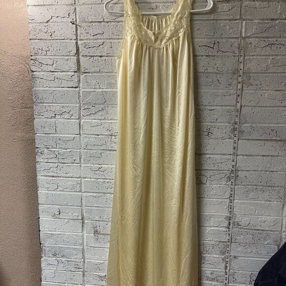 Vintage Yellow Shadowline Maxi Lace Nightgown Slip Small - Picture 2 of 10